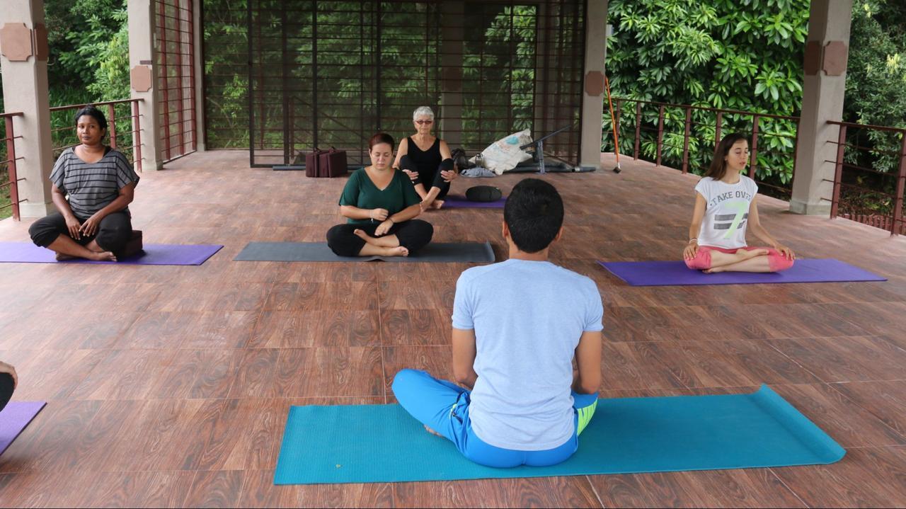 Sanatha Suwaya Villa Kandy Bagian luar foto